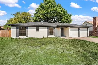 1705 S Timber Court, Benbrook, TX 76126 - Photo 1