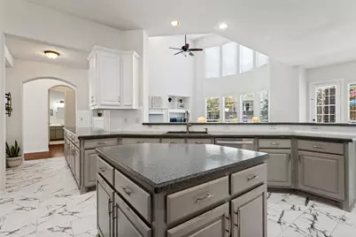 810 Shadybrook Drive, Murphy, TX 75094 - Photo 9
