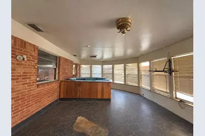 2001 Carverly Drive, Fort Worth, TX 76112 - Photo 7