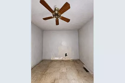 2001 Carverly Drive, Fort Worth, TX 76112 - Photo 11