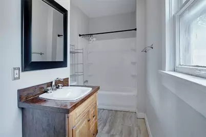 916 W Hickory Street, Denton, TX 76201 - Photo 13