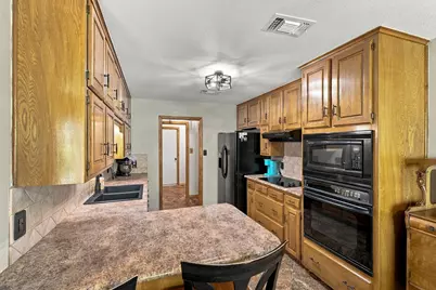 7101 Hazel Place, North Richland Hills, TX 76182 - Photo 11