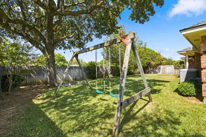 7101 Hazel Place, North Richland Hills, TX 76182 - Photo 31