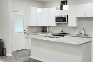 2000 May St, Fort Worth, TX 76110 - Photo 3