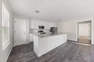 805 S 4th St, Bonham, TX 75418 - Photo 7