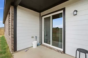 417 Jameson St, Springtown, TX 76082 - Photo 21