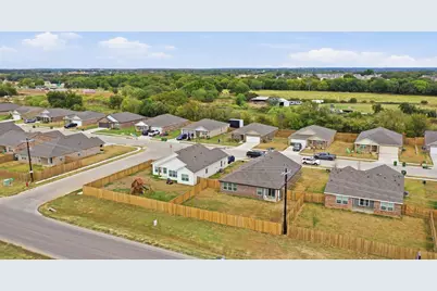 417 Jameson Street, Springtown, TX 76082 - Photo 25
