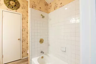 2016 Hearthside Ln, Garland, TX 75044 - Photo 11