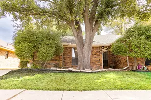 2016 Hearthside Ln, Garland, TX 75044 - Photo 1
