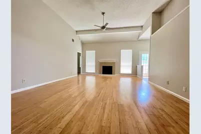 2735 Wentworth Drive, Grand Prairie, TX 75052 - Photo 7
