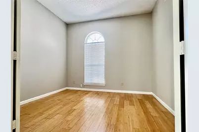 2735 Wentworth Drive, Grand Prairie, TX 75052 - Photo 15