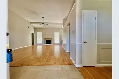 2735 Wentworth Drive, Grand Prairie, TX 75052 - Photo 3