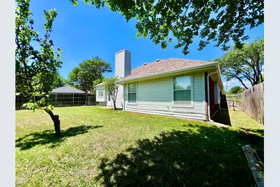 2735 Wentworth Drive, Grand Prairie, TX 75052 - Photo 39