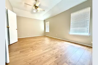 2735 Wentworth Drive, Grand Prairie, TX 75052 - Photo 27