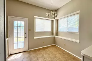 2735 Wentworth Dr, Grand Prairie, TX 75052 - Photo 25