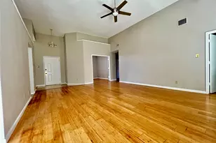 2735 Wentworth Dr, Grand Prairie, TX 75052 - Photo 11