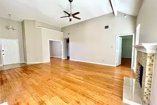 2735 Wentworth Dr, Grand Prairie, TX 75052 - Photo 13