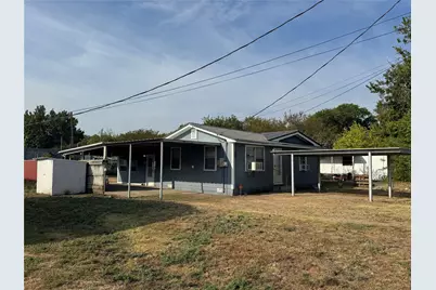 413 E Locust Street, Whitewright, TX 75491 - Photo 13