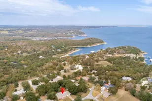 87 Micajah Davis Ln, Denison, TX 75020 - Photo 3