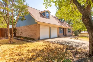 8708 Flicker Ln, Dallas, TX 75238 - Photo 35