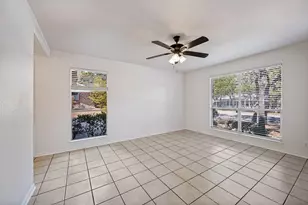 1237 King Dr, Bedford, TX 76022 - Photo 7