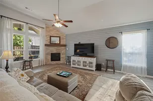 629 Wilmington Ln, Aubrey, TX 76227 - Photo 11