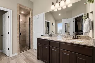 3907 Del Rio Ct, Granbury, TX 76049 - Photo 9