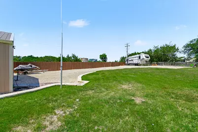 3907 Del Rio Court, Granbury, TX 76049 - Photo 19