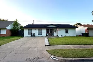 1209 Rosewood Hills Dr, Garland, TX 75040 - Photo 1