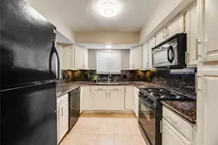 730 W Canty St, Dallas, TX 75208 - Photo 7