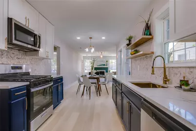 2635 Gladstone Drive, Dallas, TX 75211 - Photo 17