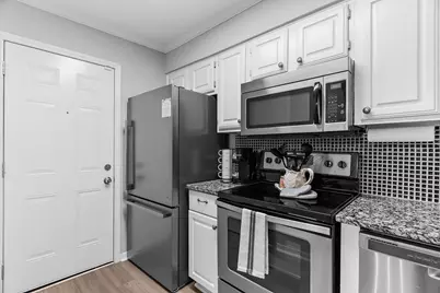 8545 Midpark Road #51, Dallas, TX 75240 - Photo 9