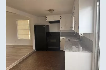 617 E Union Bower Road, Irving, TX 75061 - Photo 5