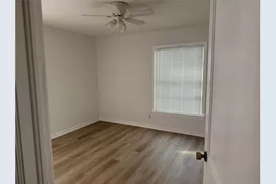 617 E Union Bower Road, Irving, TX 75061 - Photo 7