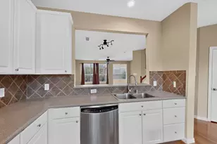 2544 Jacobson Dr, Lewisville, TX 75067 - Photo 5