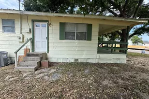 2715 S 2nd St, Waco, TX 76706 - Photo 9