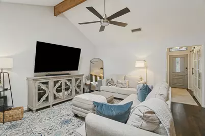 2077 Parkridge Drive, Hurst, TX 76054 - Photo 3