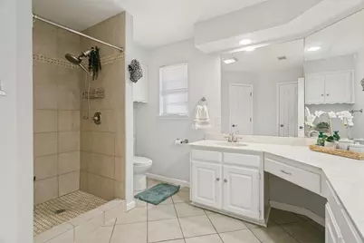2077 Parkridge Drive, Hurst, TX 76054 - Photo 19