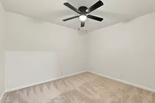 6820 Gary Ln, Fort Worth, TX 76112 - Photo 31