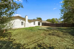 6820 Gary Ln, Fort Worth, TX 76112 - Photo 37