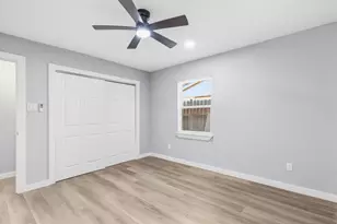 800 Netherland Dr, Arlington, TX 76017 - Photo 21