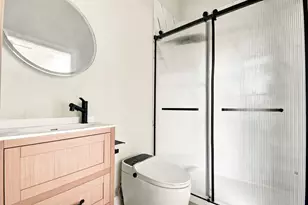 4909 Elysian St, Houston, TX 77009 - Photo 33
