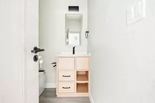 4909 Elysian St, Houston, TX 77009 - Photo 13