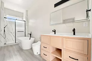 4909 Elysian St, Houston, TX 77009 - Photo 21