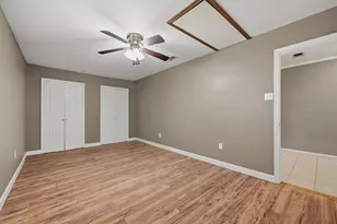 302 W Dexter St, Sherman, TX 75092 - Photo 11