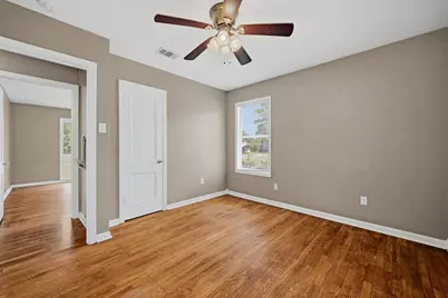 302 W Dexter Street, Sherman, TX 75092 - Photo 15