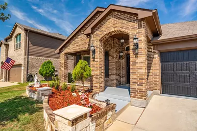 303 Triple Crown Lane, Ponder, TX 76259 - Photo 5