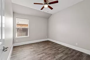 303 Triple Crown Ln, Ponder, TX 76259 - Photo 25