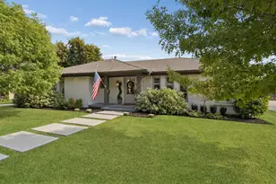 6120 Berwyn Ln, Dallas, TX 75214 - Photo 1