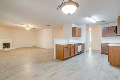 1313 Lauren Drive, Burleson, TX 76028 - Photo 15